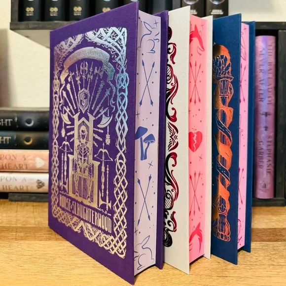 Fairyloot Exclusive Signed TBONA + OUABH + ACFTL by Stephanie Garber - Picture 6 of 15